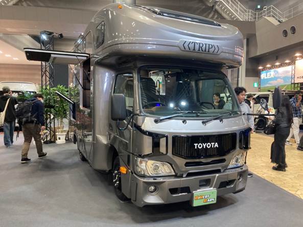 道路, 建物, トラック, 立つ が含まれている画像
AI 生成コンテンツは誤りを含む可能性があります。